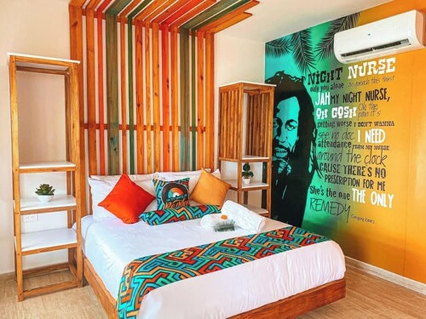 Imagen de la habitación del Hotel In Di House of Reggae Boutique. Foto 14