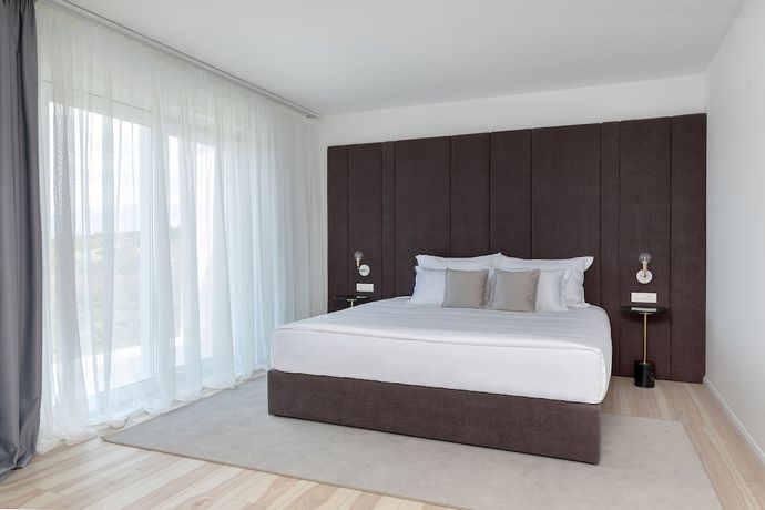 Imagen de la habitación del Hotel In Excelsis. Foto 11
