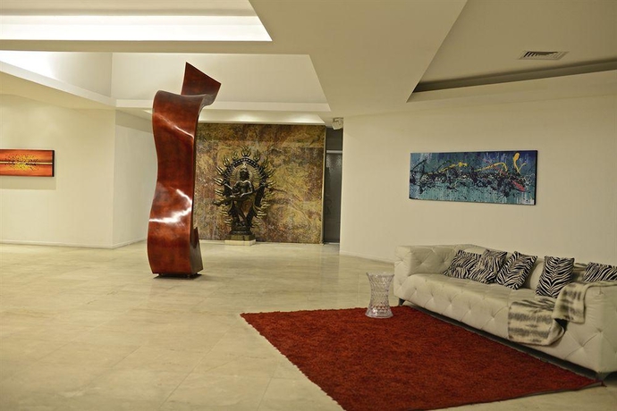 Imagen de los interiores del Hotel In Fashion and Spa. Foto 11