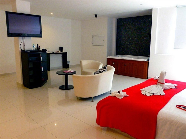 Imagen de la habitación del Hotel In Fashion and Spa. Foto 6