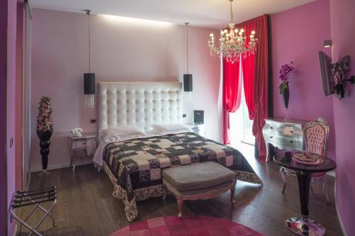 Imagen de la habitación del Hotel In - Lounge Room. Foto 2