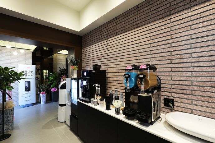 Imagen del bar/restaurante del Hotel In Modern Cheongju Terminal. Foto 4