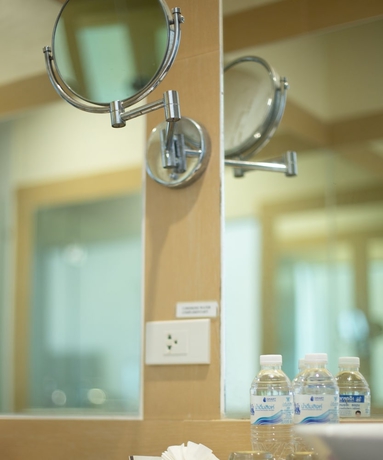 Imagen de la habitación del Hotel In On The Beach. Foto 17