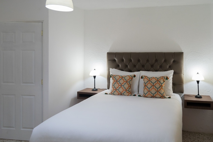 Imagen de la habitación del Hotel In and Out. Foto 11