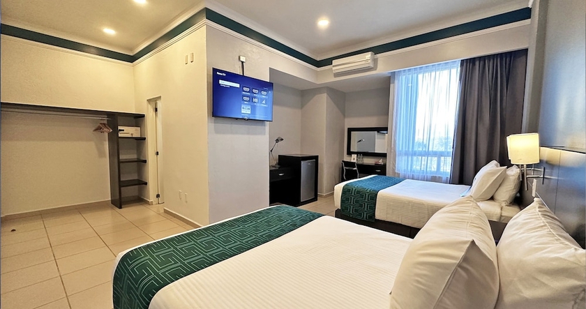 Imagen de la habitación del Hotel InHouse Le&oacute;n. Foto 3