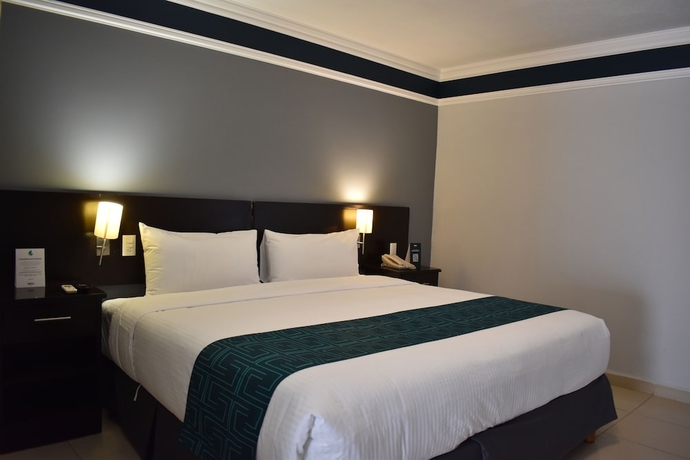 Imagen de la habitación del Hotel InHouse Le&oacute;n. Foto 4