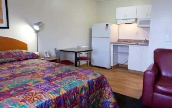 Imagen de la habitación del Hotel InTown Suites Extended Stay Atlanta GA - Jonesboro. Foto 7