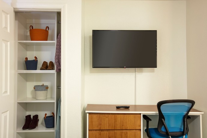 Imagen de la habitación del Hotel InTown Suites Extended Stay Atlanta GA - Sandy Springs. Foto 3
