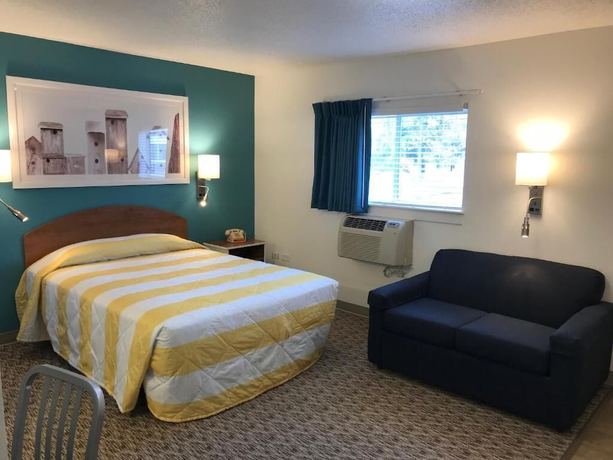Imagen de la habitación del Hotel InTown Suites Extended Stay Chicago IL - Oakbrook. Foto 14
