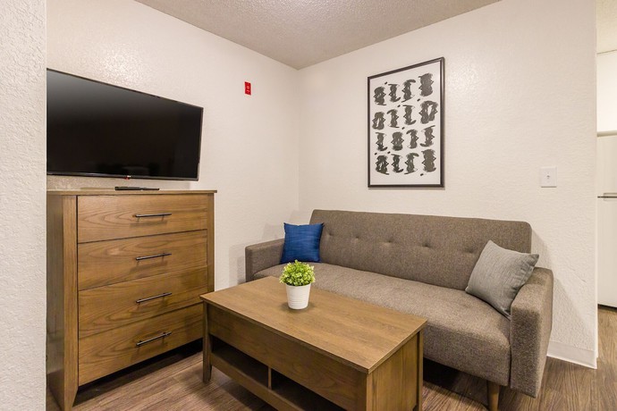 Imagen de la habitación del Hotel InTown Suites Extended Stay Jacksonville FL - St. Johns Bluff Rd. Foto 7