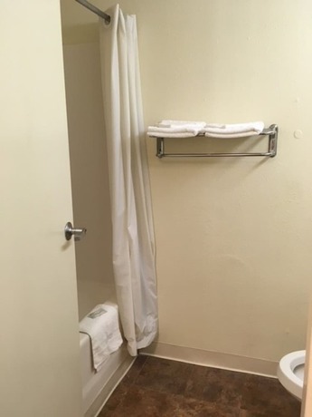 Imagen de la habitación del Hotel InTown Suites Extended Stay Jacksonville FL &ndash; Baymeadows. Foto 9