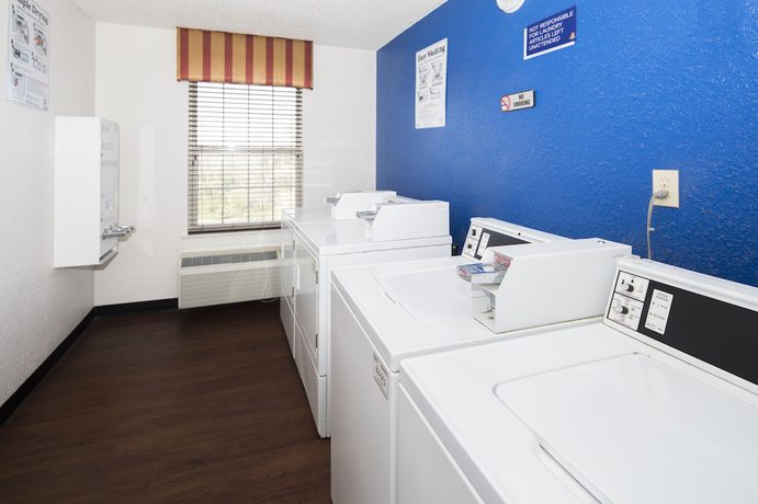 Imagen de los interiores del Hotel InTown Suites Extended Stay Kannapolis NC. Foto 15