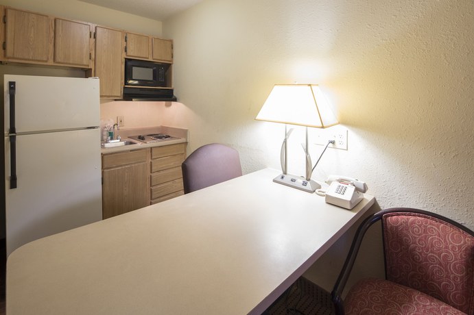 Imagen de la habitación del Hotel InTown Suites Extended Stay Kannapolis NC. Foto 6