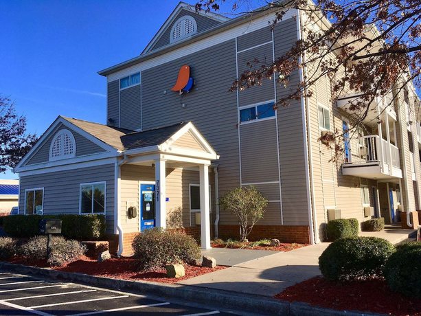 Imagen general del Hotel InTown Suites Extended Stay North Charleston SC - Ashley Phosphate. Foto 3