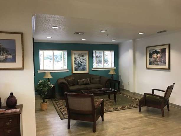 Imagen de los interiores del Hotel InTown Suites Extended Stay Orlando FL - Universal. Foto 13