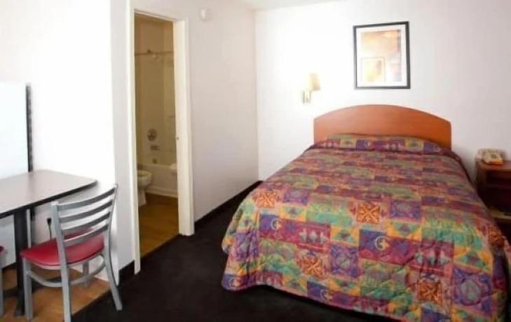Imagen de la habitación del Hotel InTown Suites Extended Stay Select Orlando Fl- Lee Rd. Foto 11