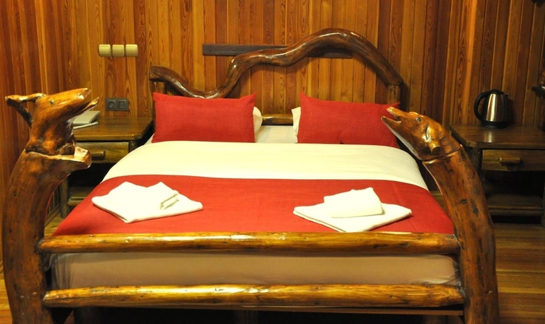 Imagen de la habitación del Hotel Inan Kardesler Uzungol. Foto 10
