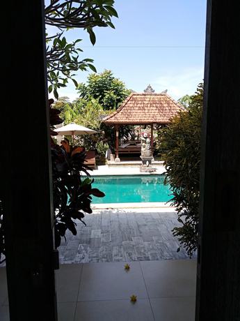Imagen de la habitación del Hotel Inang Ubud Villa. Foto 4