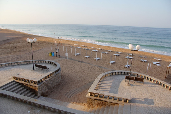 Imagen de los exteriores del Hotel Inatel Albufeira. Foto 8