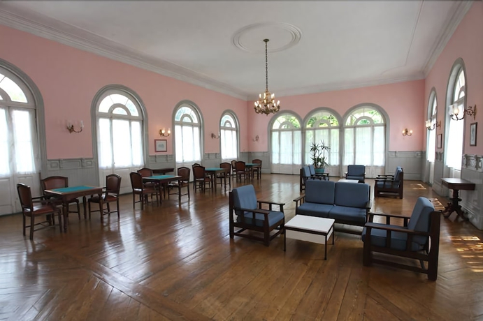 Imagen del bar/restaurante del Hotel Inatel Entre-os-rios. Foto 9