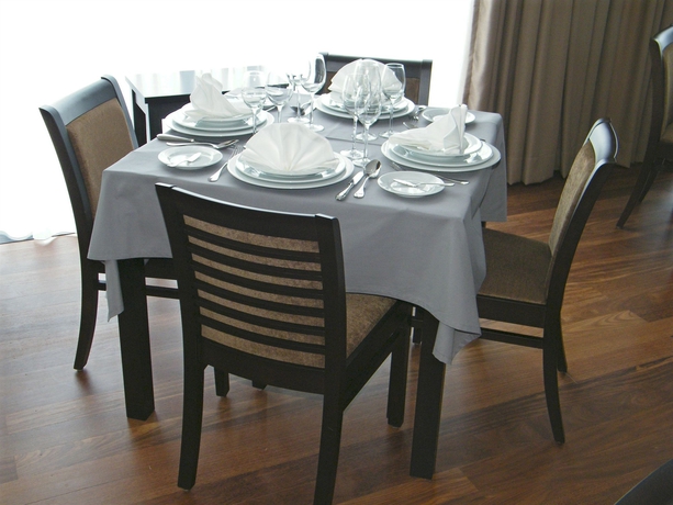 Imagen del bar/restaurante del Hotel Inatel Flores. Foto 8