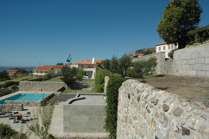 Imagen de la piscina del Hotel Inatel Linhares Da Beira Rural. Foto 19