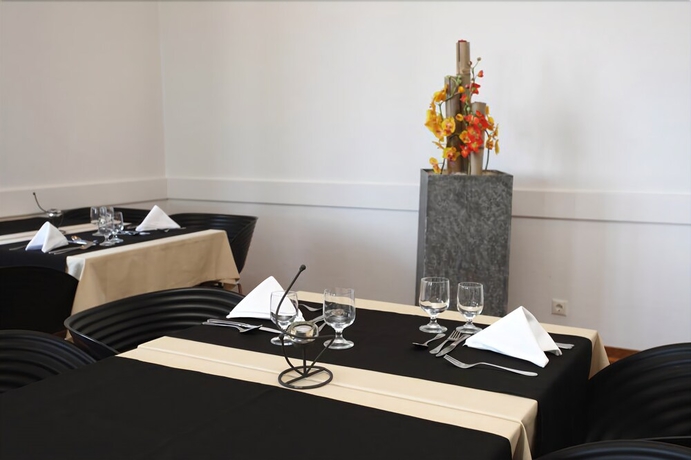 Imagen del bar/restaurante del Hotel Inatel Luso. Foto 5