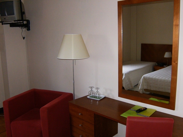 Imagen de la habitación del Hotel Inatel Santa Maria Da Feira. Foto 6