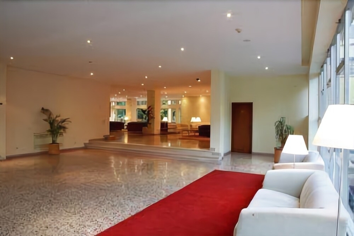 Imagen de los interiores del Hotel Inatel Santa Maria Da Feira. Foto 10