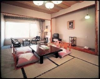 Imagen de los interiores del Hotel Inatori Akao. Foto 5
