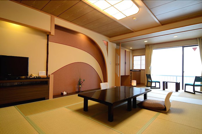 Imagen de la habitación del Hotel Inatori Toukai Yuen. Foto 16