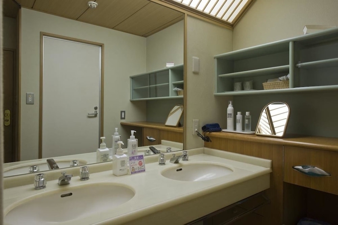 Imagen de la habitación del Hotel Inatoriso. Foto 16