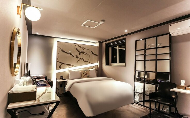Imagen de la habitación del Hotel Incheon 3s. Foto 17