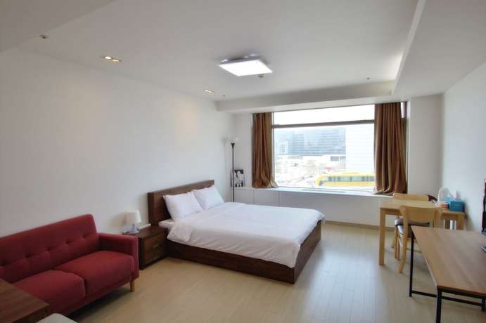 Imagen de la habitación del Hotel Incheon Airport Guesthouse. Foto 16