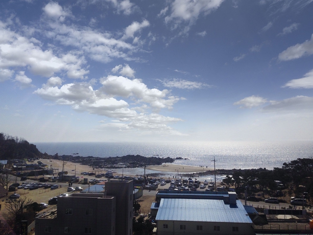 Imagen de los exteriores del Hotel Incheon Airport Oceanview. Foto 6