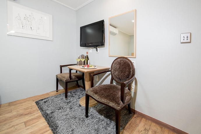 Imagen de los interiores del Hotel Incheon Airport Yegrina. Foto 14