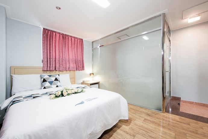 Imagen de la habitación del Hotel Incheon Airport Yegrina. Foto 10