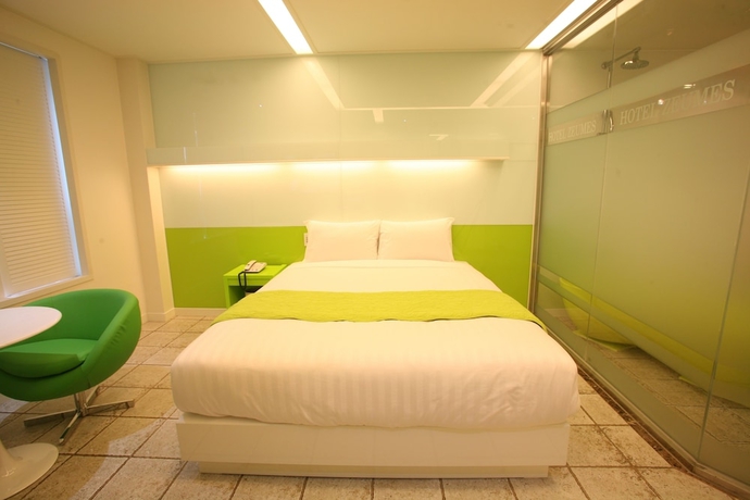 Imagen de la habitación del Hotel Incheon Airport Zeumes. Foto 13