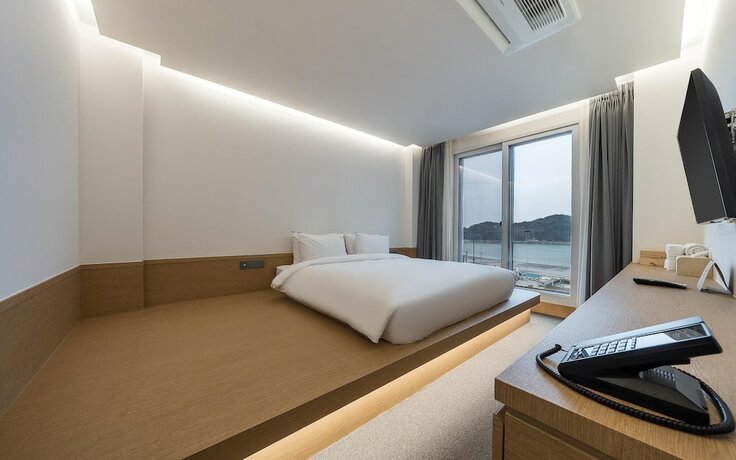 Imagen de la habitación del Hotel Incheon Bluefrog. Foto 20