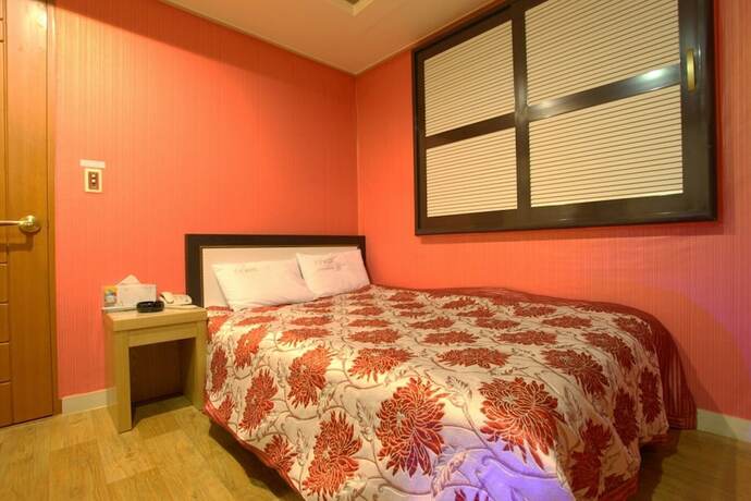 Imagen de la habitación del Hotel Incheon CF. Foto 17