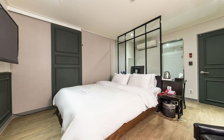 Imagen de la habitación del Hotel Incheon Circle. Foto 23