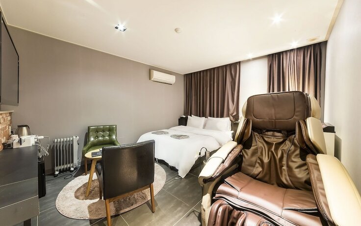 Imagen de la habitación del Hotel Incheon Circle. Foto 30