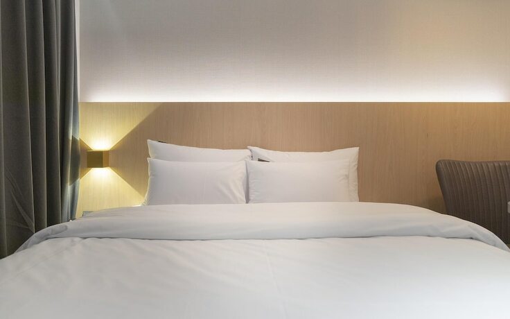 Imagen de la habitación del Hotel Incheon Day and Night. Foto 20