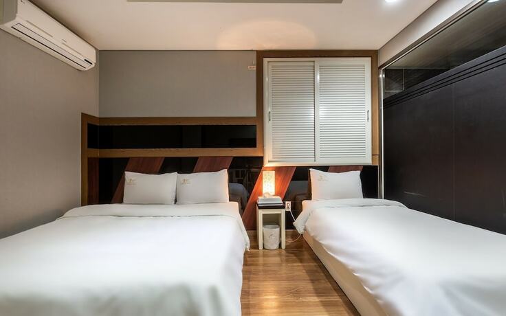 Imagen de la habitación del Hotel Incheon Galaxy. Foto 16