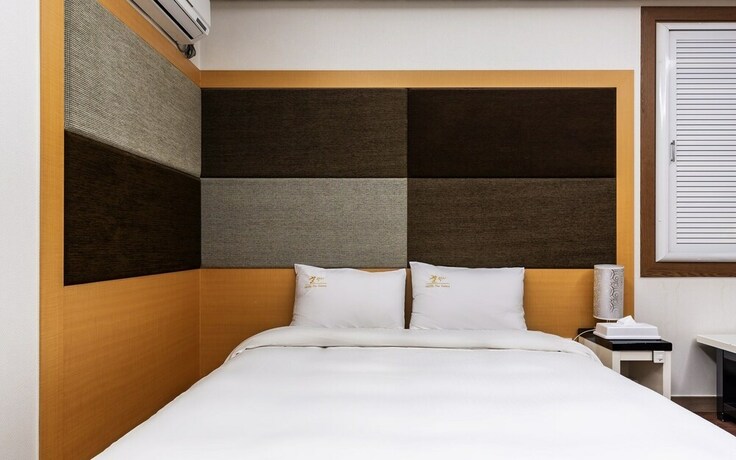 Imagen de la habitación del Hotel Incheon Galaxy. Foto 24