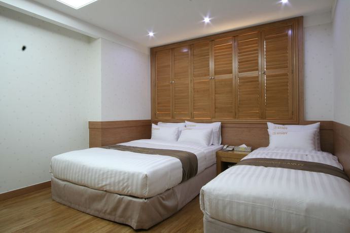 Imagen de la habitación del Hotel Incheon Prince Tourist. Foto 16