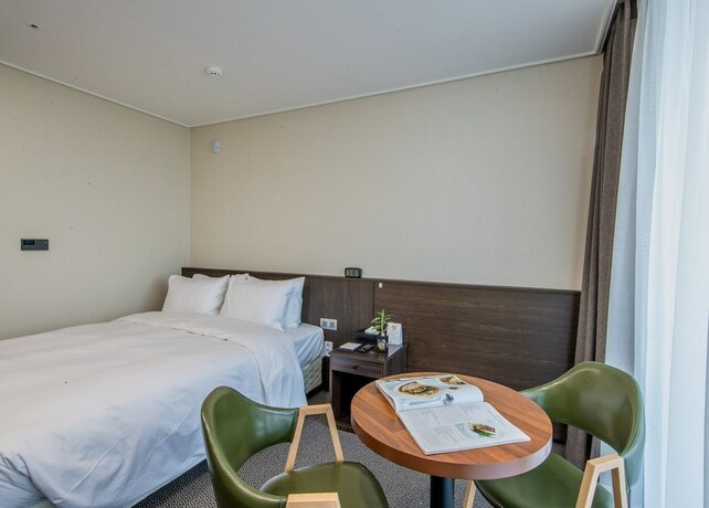 Imagen de la habitación del Hotel Incheon Rivieraverium. Foto 11