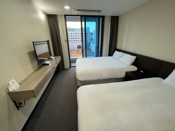 Imagen de la habitación del Hotel Incheon Rivieraverium. Foto 18