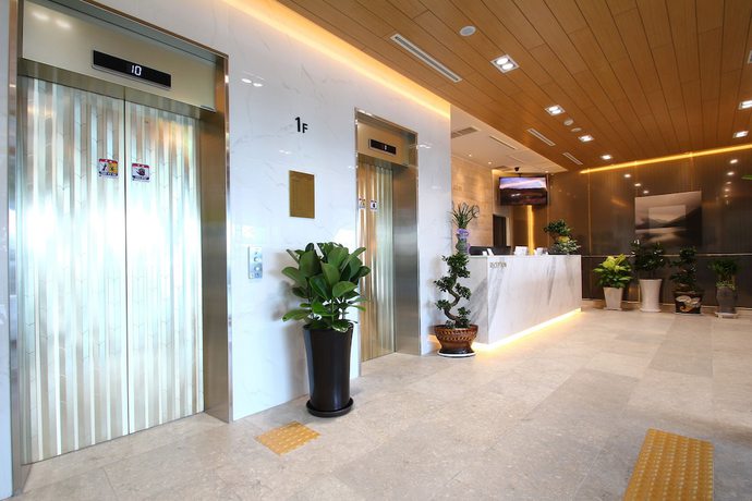 Imagen de los interiores del Hotel Incheon Stay. Foto 19