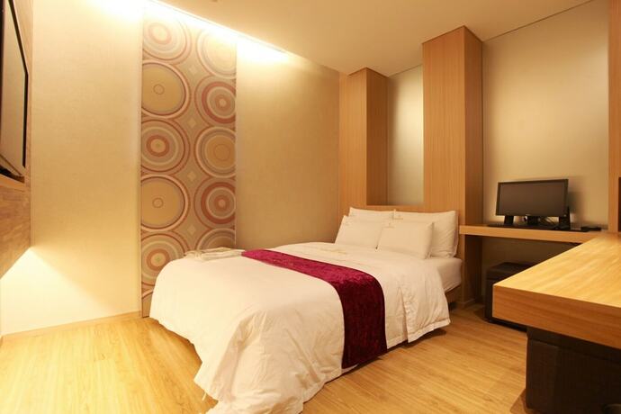 Imagen de la habitación del Hotel Incheon Twosome. Foto 15